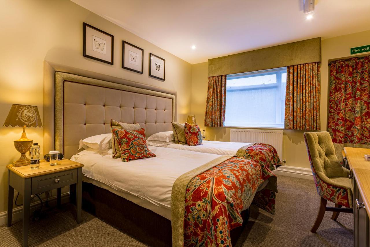 The Talbot Hotel, Oundle , Near Peterborough ภายนอก รูปภาพ