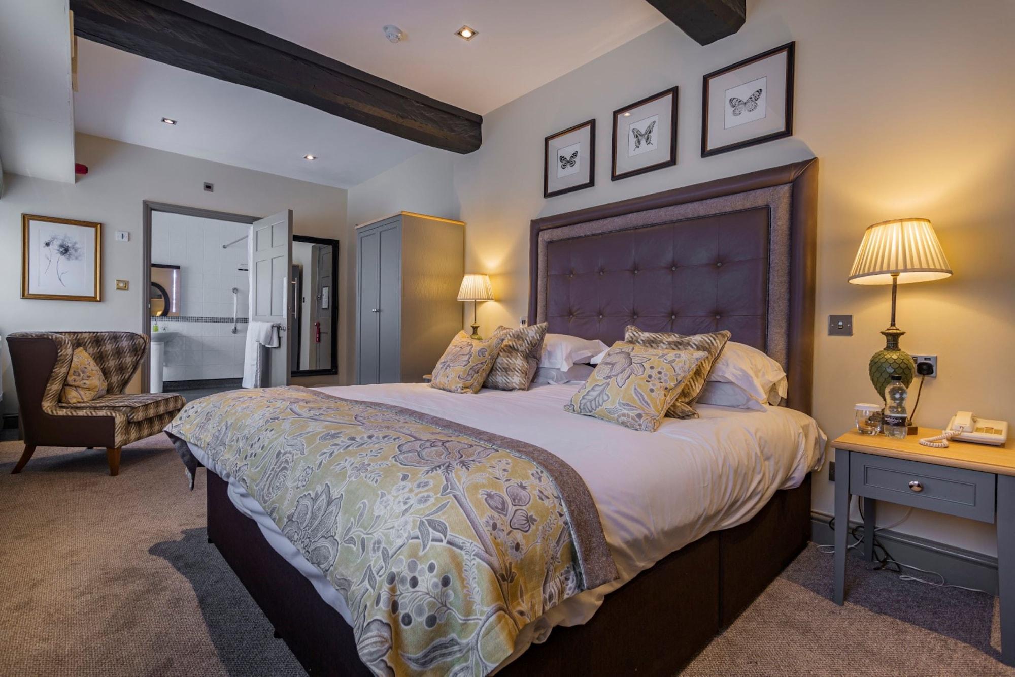 The Talbot Hotel, Oundle , Near Peterborough ภายนอก รูปภาพ