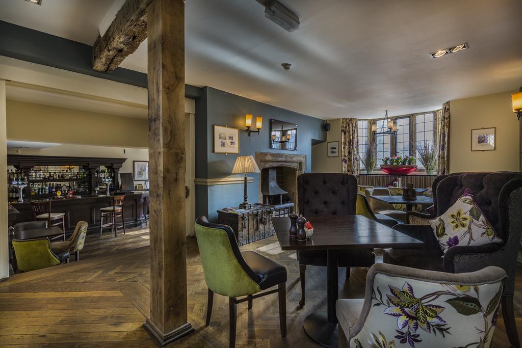 The Talbot Hotel, Oundle , Near Peterborough ภายนอก รูปภาพ