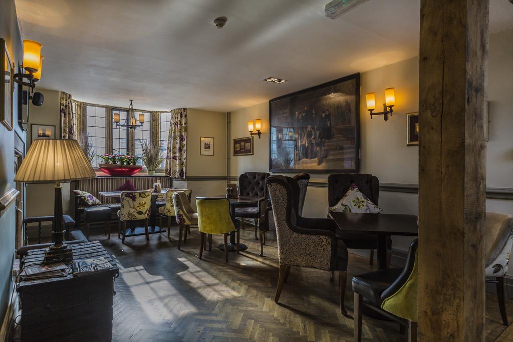 The Talbot Hotel, Oundle , Near Peterborough ภายนอก รูปภาพ